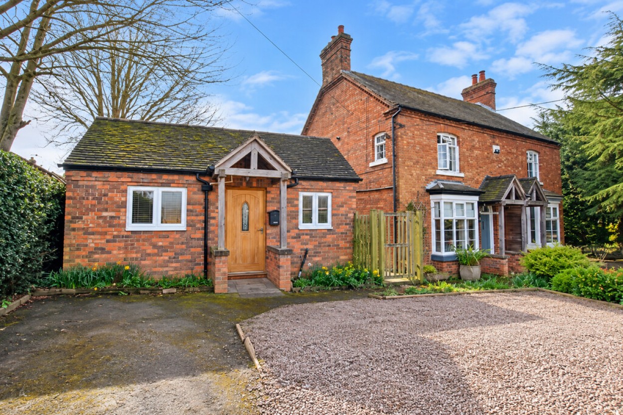 Photograph of Buntingsdale Road, Market Drayton, from the original listing
