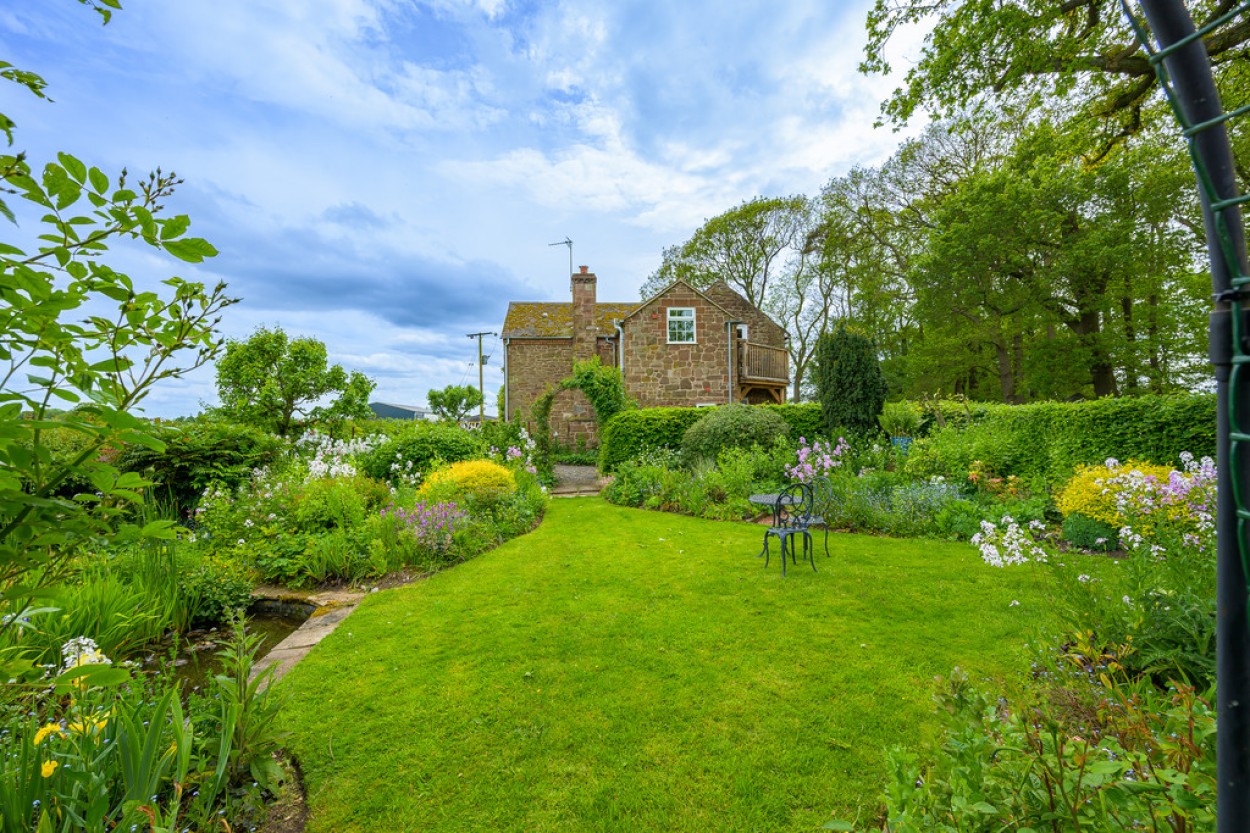 Photograph of Summerhill Cottage, Hinstock: Photograph, from the original listing