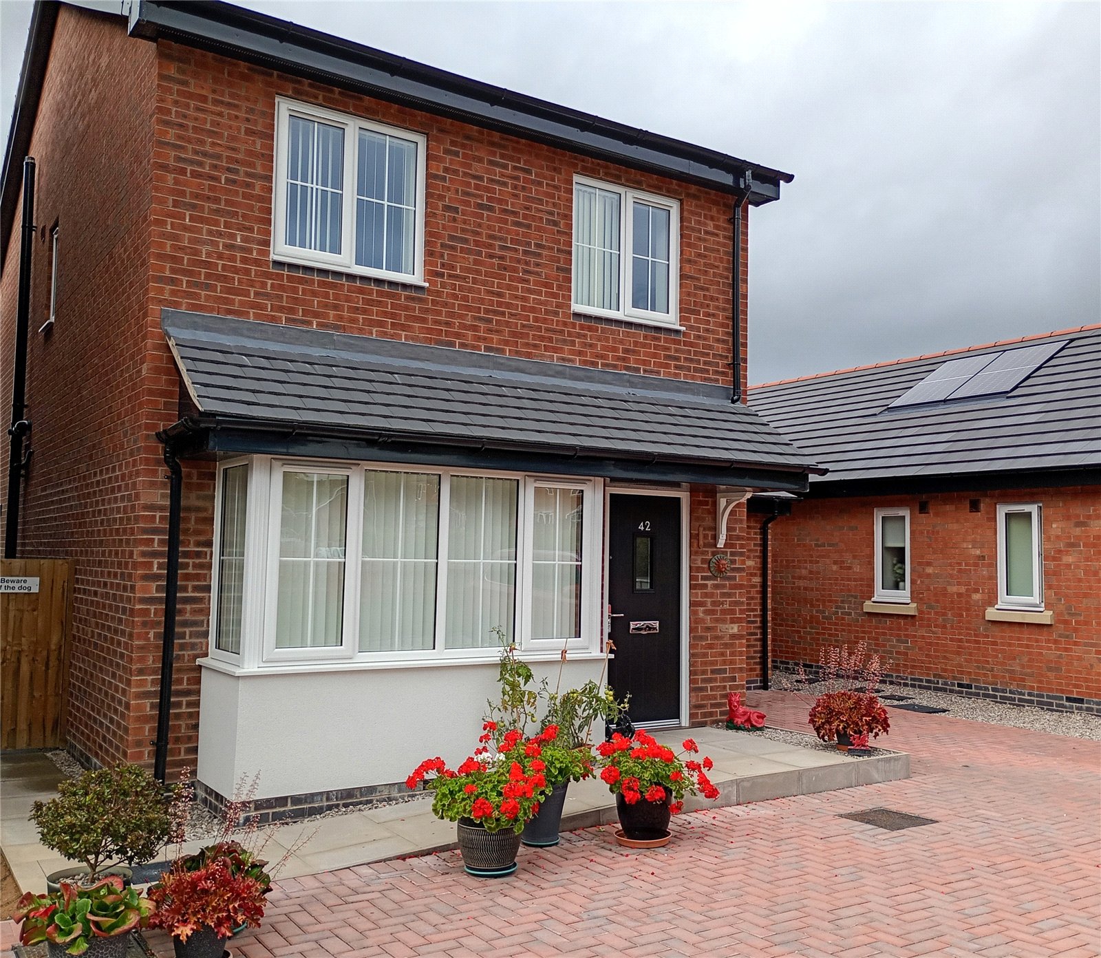 Photograph of Maesderw, Sarn, Newtown, Powys, SY16 4BD, from the original listing