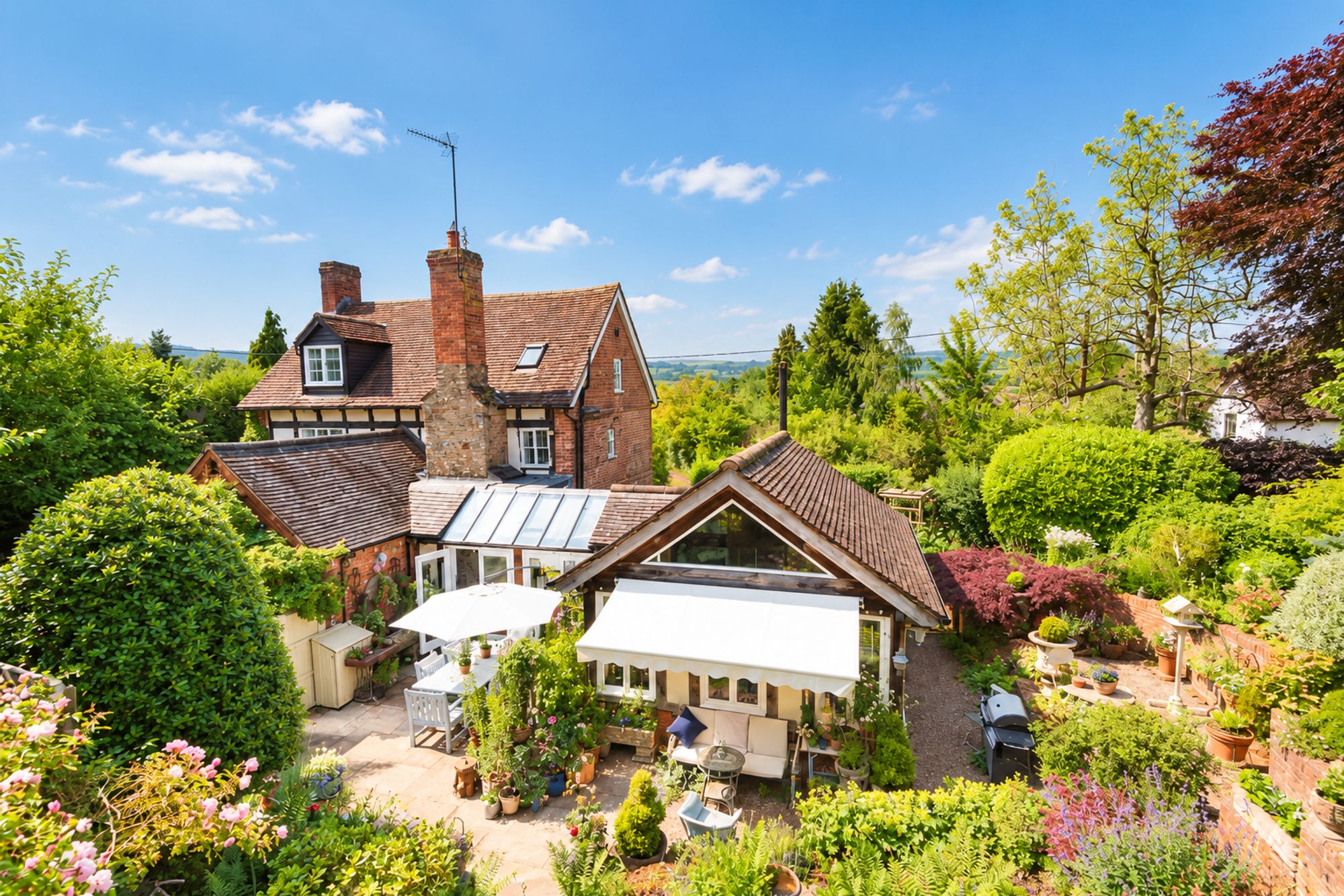 Photograph of Brick Corner House, Orleton, Ludlow, SY8 4HN: Photograph, from the original listing