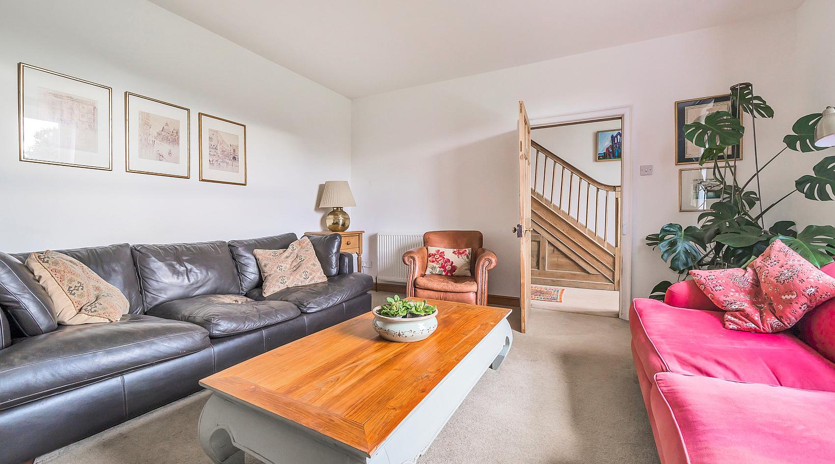 Photograph of Hunmanby NORTH YORKSHIRE: Interior, from the original listing