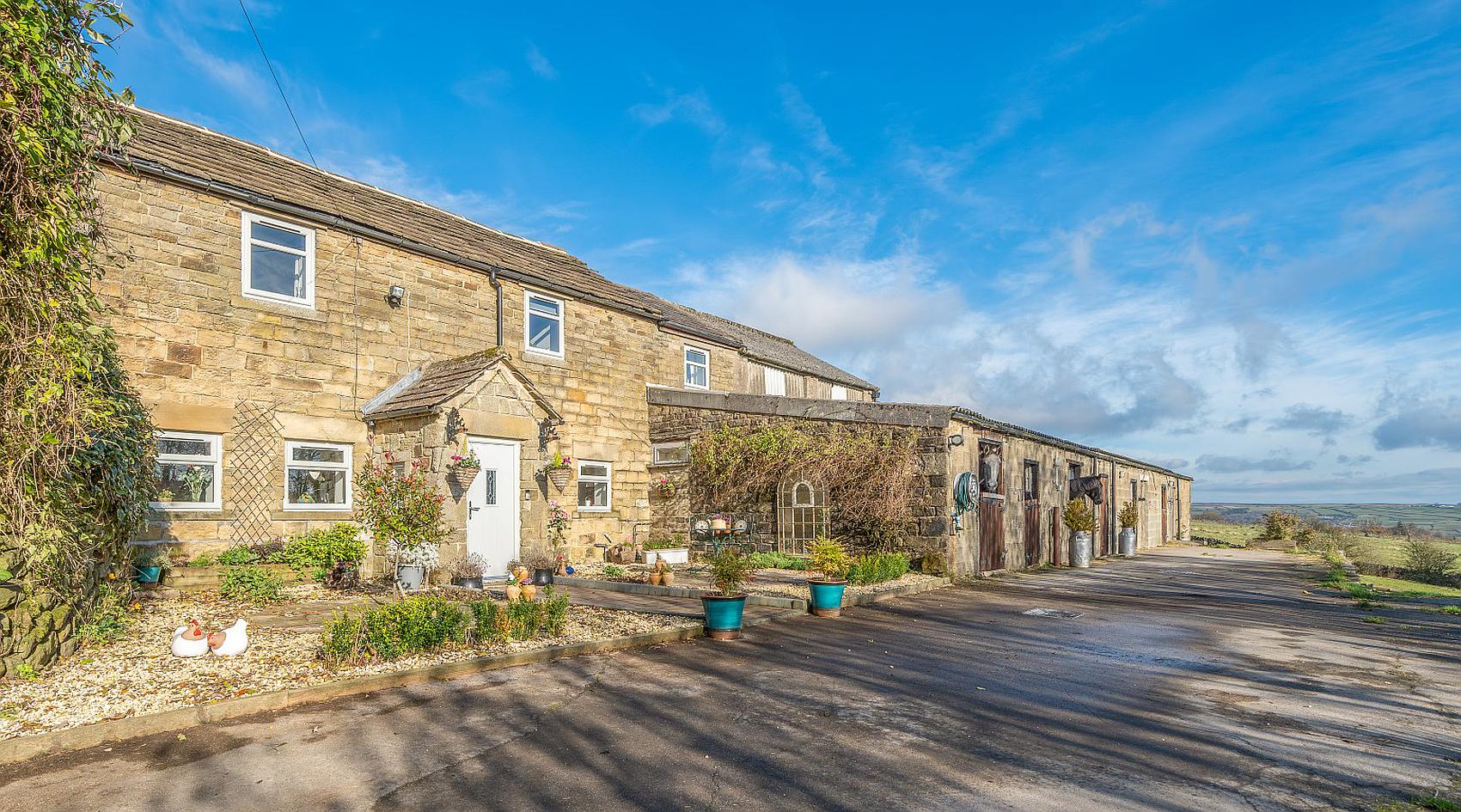 Photograph of Bewerley NORTH YORKSHIRE: Building exterior, from the original listing