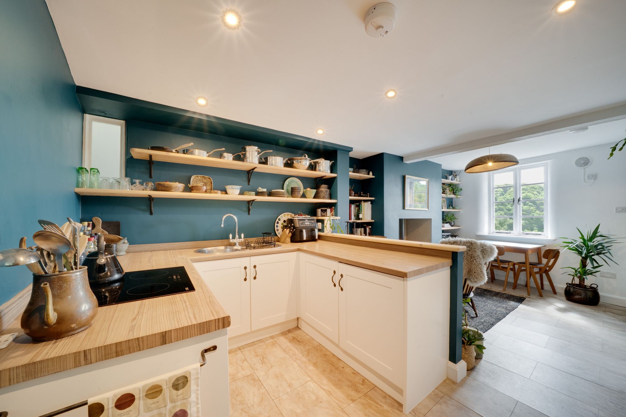 Photograph of 46 Church Hill, Ironbridge, Telford, TF8 7QB: Photograph, from the original listing