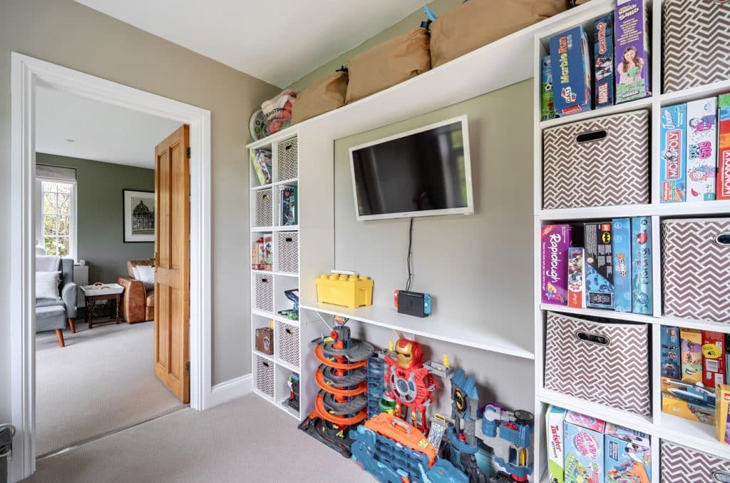 Photograph of BAT240126: Interior, from the original listing