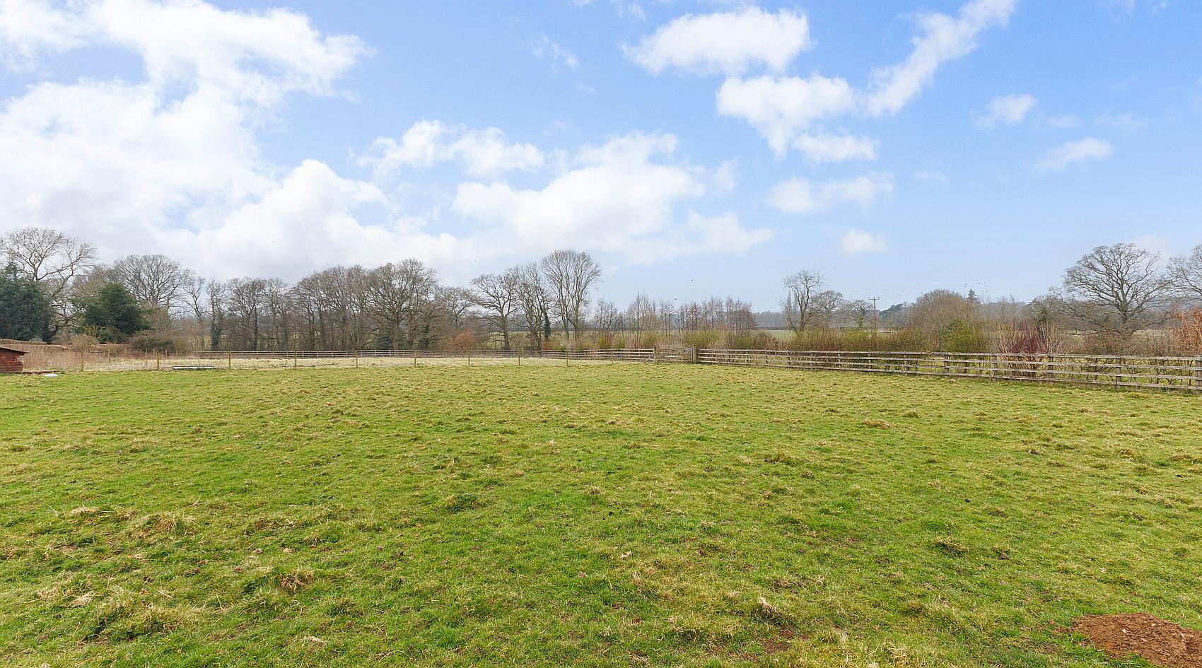 Photograph of Headley BERKSHIRE, from the original listing